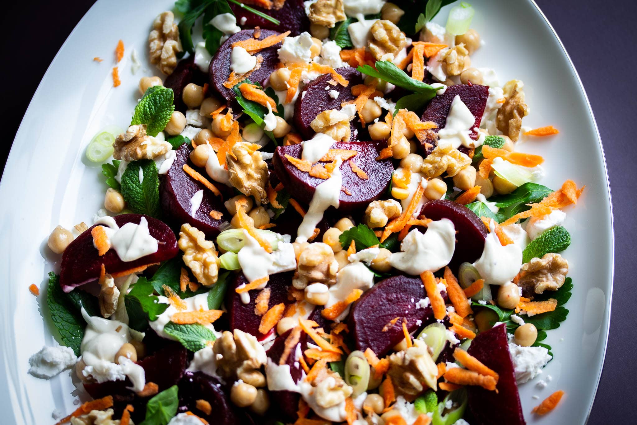Beetroot salad with chickpeas